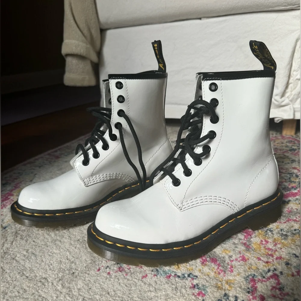 Dr Martens White Patent Leather Boots New Condition Size 37 Never Worn - Picture 2 of 8